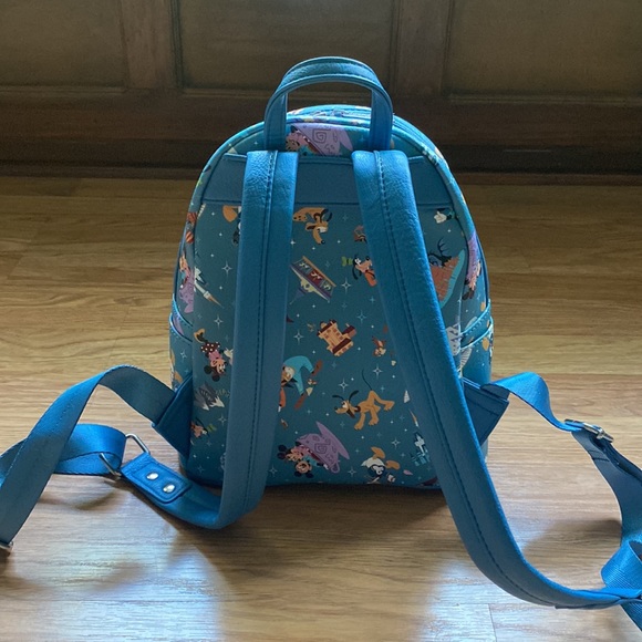 Disney Parks Mickey Mouse and Friends Loungefly Mini Backpack! LIKE NEW! - Picture 5 of 6